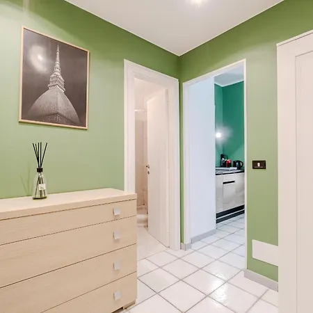 Appartement Guesthost - Stylish In Turin's Vibrant Quadrilatero Turijn